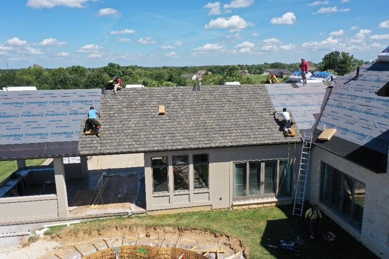 Grand Manor Roofing Progect - Fulton, MO | Expert Roofing & Exteriors - 1