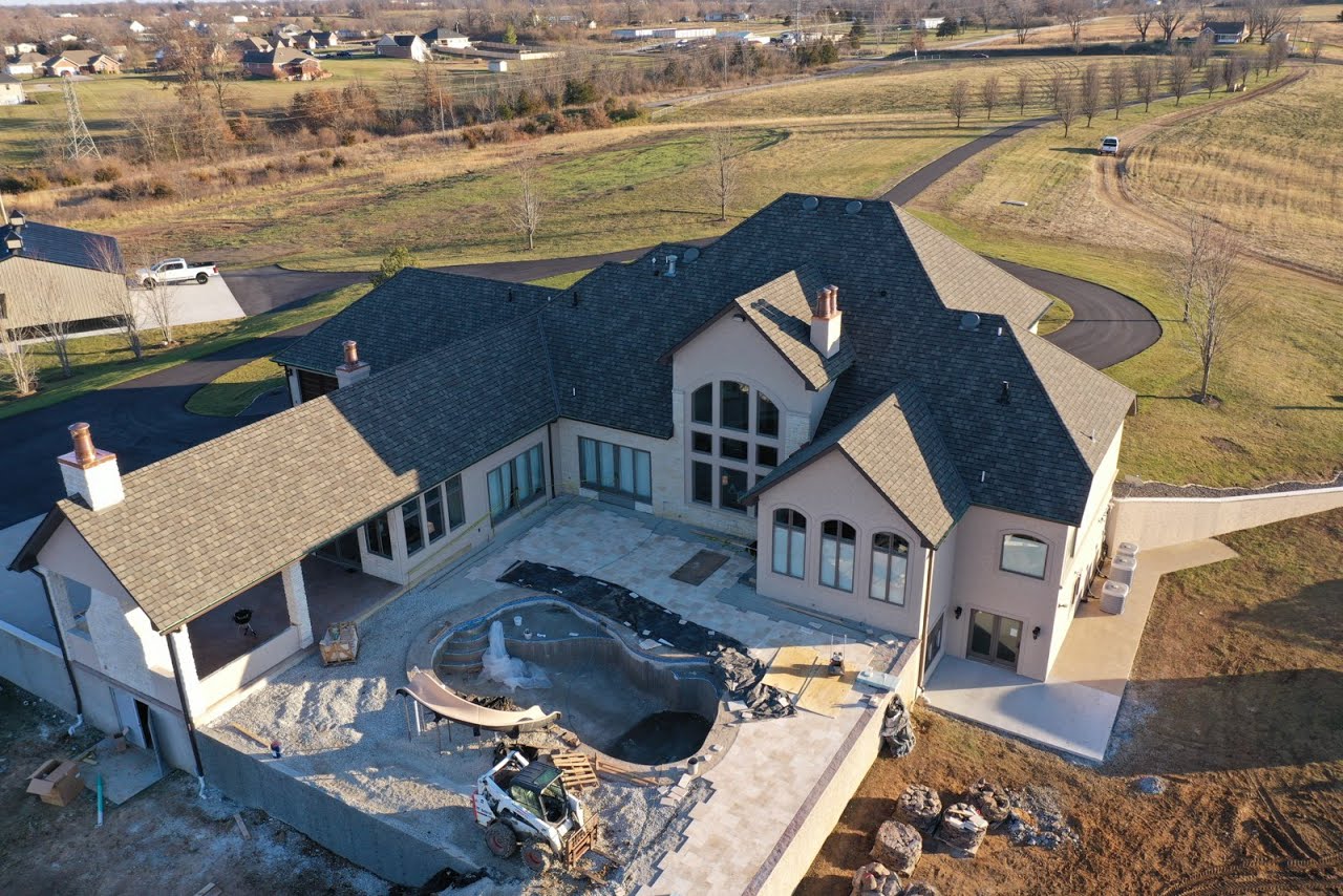 Grand Manor Roofing Progect - Fulton, MO | Expert Roofing & Exteriors - 3